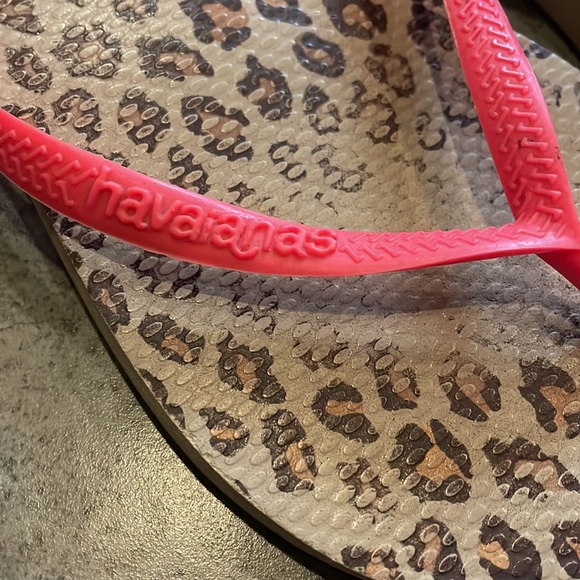 Havaianas leopard pink flip flops usa 9/10 - Picture 2 of 4